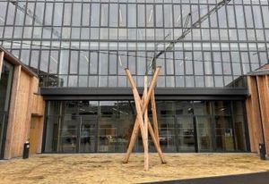 Location bureaux neufs Tours - Proche transports en commun