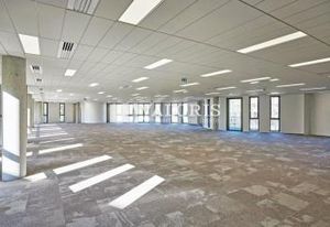 Bureaux à louer Limonest - Proche autoroute A6 et périphérique Nord