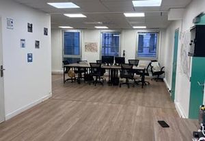 Location bureaux Paris 11 - Proche métro Belleville et Couronnes