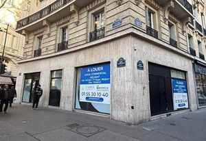 Local commercial à louer Paris 16ème - Métro et bus