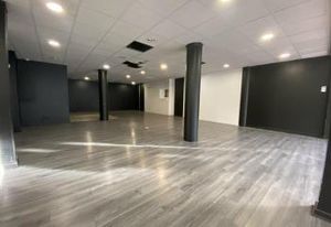 Local commercial à louer Bordeaux - Caudéran - Transports en commun