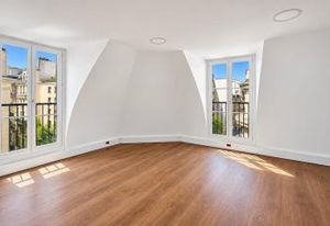 Location bureaux Paris 9 - Proche Gare Saint-Lazare et Opéra Garnier