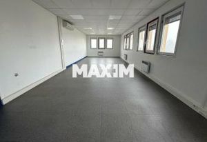 Location bureau Dijon - Proche bus et tram
