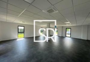 Location bureaux Gerzat - Proche A75, A71, A89 et ligne 20