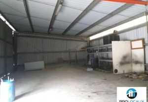 Location entrepôt Veurey-Voroize - Grand parking et sécurisé 24h/24