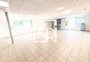 Location bureaux Clermont-Ferrand - Proche A75, A71, Tram et bus