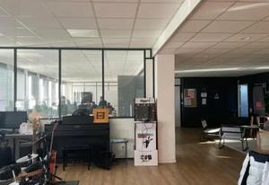 Location bureaux Bordeaux - Proche Barrière du Médoc et Tram D