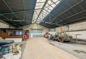 Hangar à vendre Dinan - Emplacement hyper centre