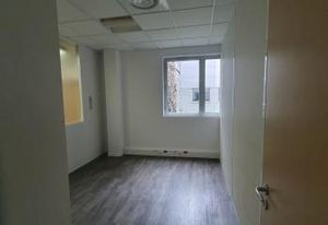 Location bureaux Moirans - Proche A41 et bus Chrono C1