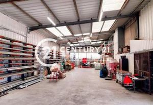 Location bureaux et atelier Trignac - Proche stationnements