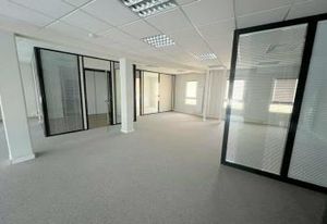Location bureaux Tours Hyper Centre - Proche transports en commun