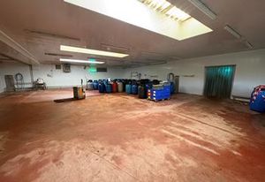 Local d'activité à vendre Montagny - 7 quais et chambre froide