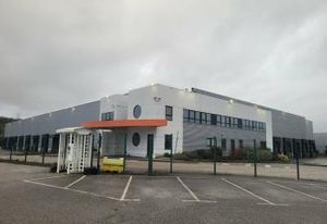 Location plateforme messagerie Val-de-Reuil - Proche autoroutes