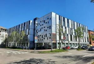 Location bureaux Rouen - Quartier Saint-Sever, proche A13 et transports