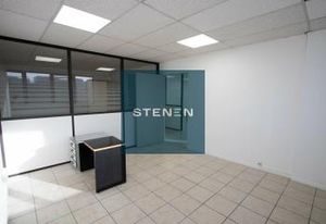 Location bureaux Aix-en-Provence - Proche centre-ville et bus