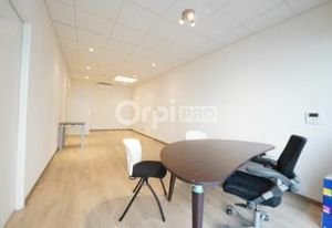 Location bureau Lozanne - Proche A89 et bus