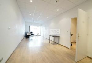 Location bureau Lozanne - Proche A89 et bus