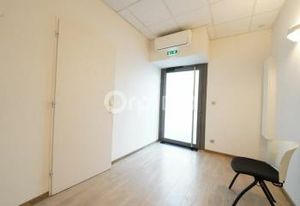 Location bureau Lozanne - Proche A89 et bus