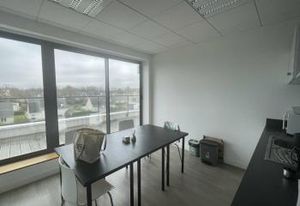 Location bureaux Quimperlé - Proche bus et lignes C, 4, 5, A