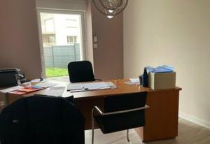 Location bureaux Quimper - Proche RN 165 et parking