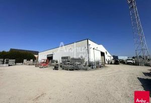 Local d'activités à vendre Vitré - 900 m² - Terrain clos