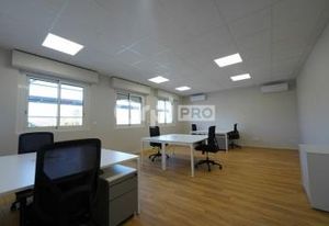 Location bureau Vaulx-en-Velin - Proche A42 et périphérique