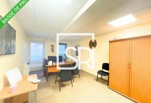 Location bureaux Pont-du-Château - Centre-ville, accès rapide D2089/A71
