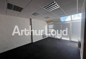 Location bureaux Épron - Proche Caen Nord - Accès jardin privatif