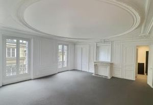 Location bureaux Paris 8 - Proche Champs-Elysées