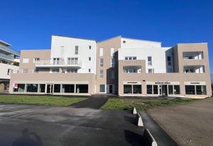 Local commercial à louer Épron - Rez-de-chaussée neuf
