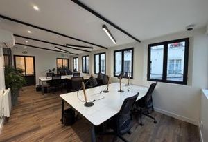 Location bureau Paris 17 - Proche Saint-Lazare et rue de Lévis