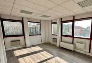 Location bureaux Meyreuil - Proche A8/A52 et zones d'activités
