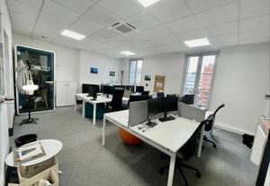 Location bureaux Marseille 2 - Quartier Euroméditerranée, proche Place de la Joliette