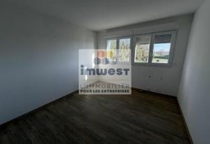 Location local d'activité Tinténiac - Proche voie express Rennes-Saint-Malo