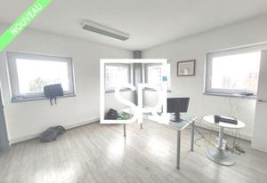 Bureaux à louer Clermont-Ferrand - Quartier République, proche tramway et axes routiers