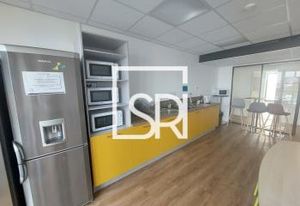Location bureaux Clermont-Ferrand - Proche tram et autoroutes