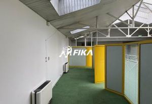 Location bureaux Bordeaux Fondaudège - Tram et bus à proximité