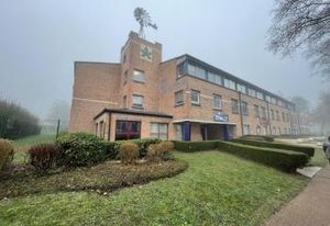 Vente bureaux Cergy - 108 m² - Immeuble en copropriété