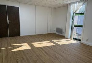 Location bureaux Lognes - Proche RER A et autoroute A4