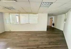 Location bureau Courcouronnes - Proche transports en commun