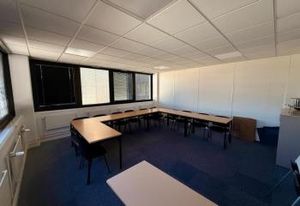 Location bureaux Évry - Proche transports en commun