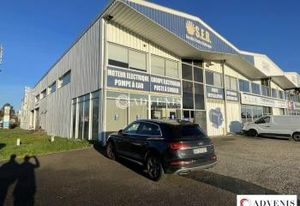 Location local d'activité Bordeaux Lac - Showroom + stockage