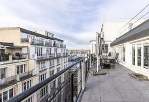 Location bureaux Paris 10 - Cité Paradis - Proche métro