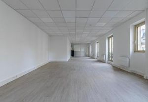 Location bureaux Paris 9 - Proche Notre-Dame de Lorette et Gare Saint-Lazare