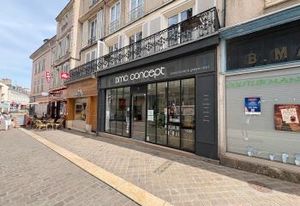 Location local commercial Chartres - Emplacement premium