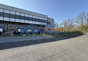 Location entrepôt Saint-Witz - Zone sécurisée - 4 quais