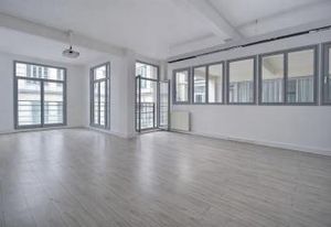Vente bureau duplex Paris 10 - Proche rues Paradis et Petites Ecuries