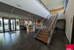 Local d'activité à vendre La Mézière - Grand foncier 11 800 m²