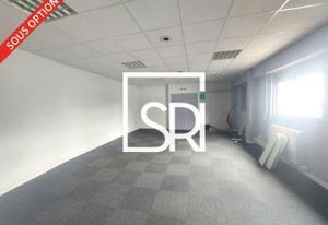 Bureaux à louer Clermont-Ferrand Le Brézet - Proche A71/A75 et tram