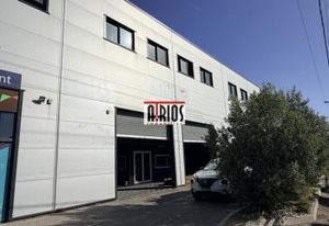 Location local commercial ZI La Farlède - Axe passant